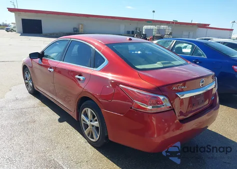 2013 Nissan Altima 2.5 Sv z USA, uszkodzony, nr VIN 1N4AL3AP4DN446238